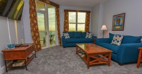Aqua Resort by Teeming Vacation Rentals