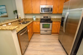 Aqua Resort by Teeming Vacation Rentals
