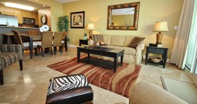 Aqua Resort by Teeming Vacation Rentals