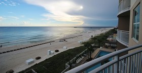 Aqua Resort by Teeming Vacation Rentals