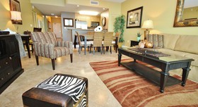 Aqua Resort by Teeming Vacation Rentals