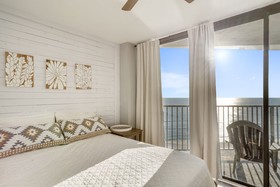 Aquavista Condominiums by Book That Condo