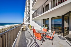 Aquavista Condominiums by Book That Condo