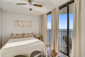 Aquavista Condominiums by Book That Condo