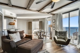 Aquavista Condominiums by Book That Condo