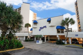 Aquavista Condominiums by Book That Condo