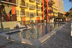Ramada by Wyndham Panama City Beach / Beachfront