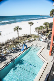 Ramada by Wyndham Panama City Beach / Beachfront