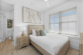 Beach House - Reel Em Inn by Panhandle Getaways
