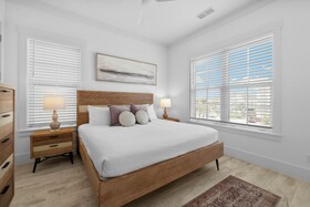 Beach House - Reel Em Inn by Panhandle Getaways