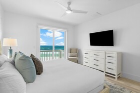 Beach House - Reel Em Inn by Panhandle Getaways