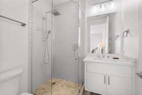 Beach House - Reel Em Inn by Panhandle Getaways
