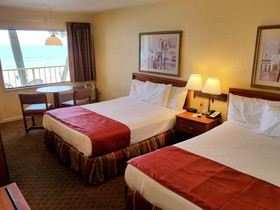 Chateau Beachfront Resort, BW Signature Collection