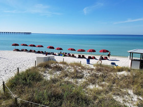Chateau Beachfront Resort, BW Signature Collection