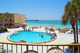 Chateau Beachfront Resort, BW Signature Collection
