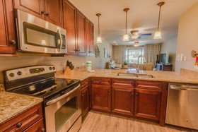 Edgewater Beach & Golf Resort by Book That Condo