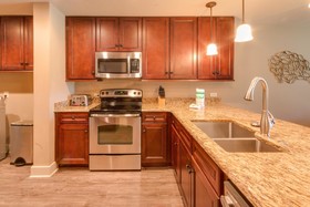 Edgewater Beach & Golf Resort by Book That Condo