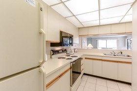 Edgewater Beach & Golf Resort by Book That Condo