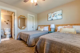 Edgewater Beach & Golf Resort by Book That Condo