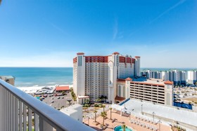 Laketown Wharf