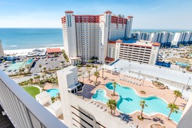 Laketown Wharf