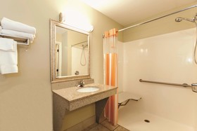 La Quinta Inn & Suites by Wyndham Panama City Beach