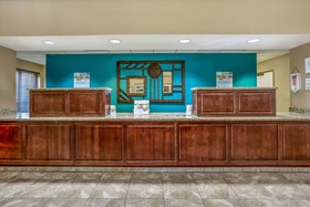La Quinta Inn & Suites by Wyndham PCB Pier Park area