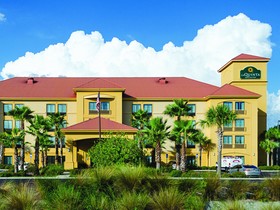 La Quinta Inn & Suites by Wyndham PCB Pier Park area