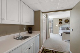 Long Beach Resort by iTrip