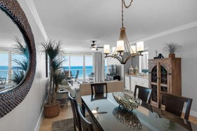 Majestic Beach Towers by iTrip