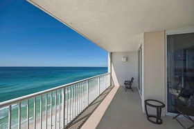 Majestic Beach Towers by iTrip