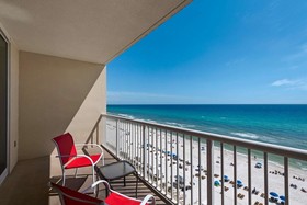 Majestic Beach Towers by iTrip
