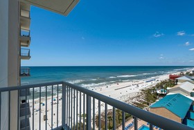 Majestic Beach Towers by iTrip