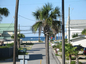 Mills Seaview Cottage by Forehand Rentals