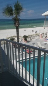 Pineapple Villas on Laguna Beach