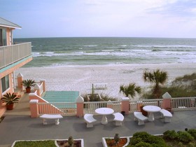 Pineapple Villas on Laguna Beach