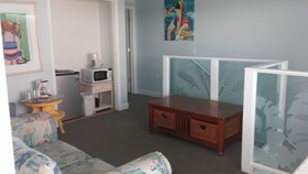 Pineapple Villas on Laguna Beach