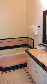 Pineapple Villas on Laguna Beach