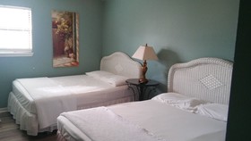 Pineapple Villas on Laguna Beach