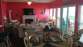 Pineapple Villas on Laguna Beach