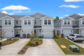 Pogos Paradise Townhome