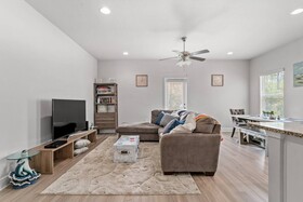 Pogos Paradise Townhome