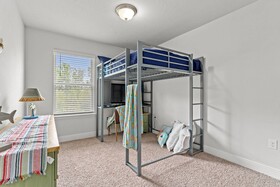 Pogos Paradise Townhome