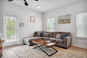 Pogos Paradise Townhome