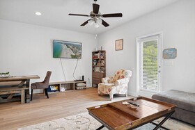 Pogos Paradise Townhome