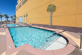 Sterling Reef by Forehand Rentals