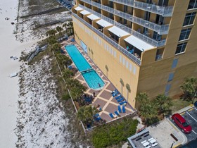 Sterling Reef by Forehand Rentals