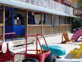 The Driftwood Lodge