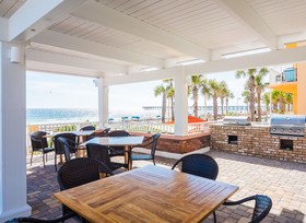 The Driftwood Lodge