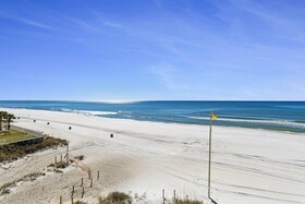 Whale Rested Family Beach House by Panhandle Getaways
